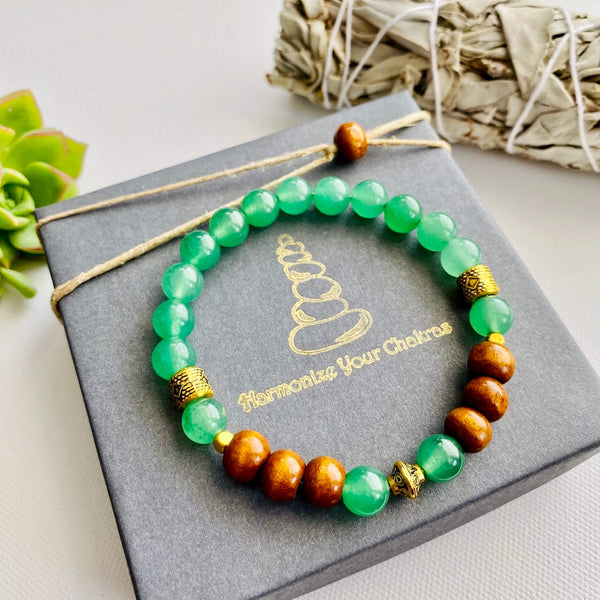 Healing Crystal Bracelet, Green Aventurine gemstones, Wood Beads, 8mm round beads, Authentic Crystals, Genuine gemstones, Yoga Bracelet, Meditation Bracelet, Chakra Bracelet, Spiritual Bracelet, Elastic Cord
